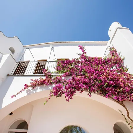 Luxurious In Upper Villa Positano
